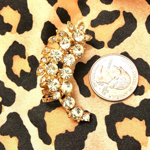 Gold Ear Cuff - Picture 5 of 7